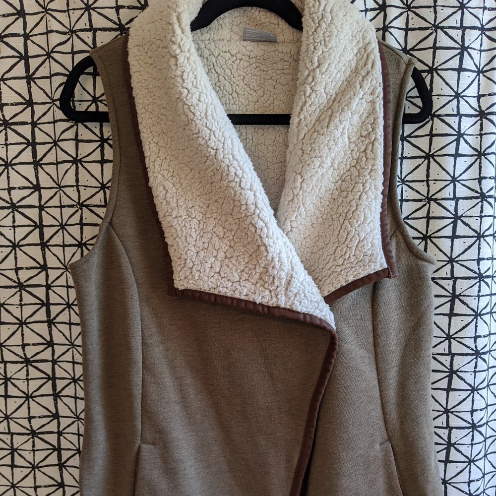 Columbia Sportswear Shearling Lined Vest